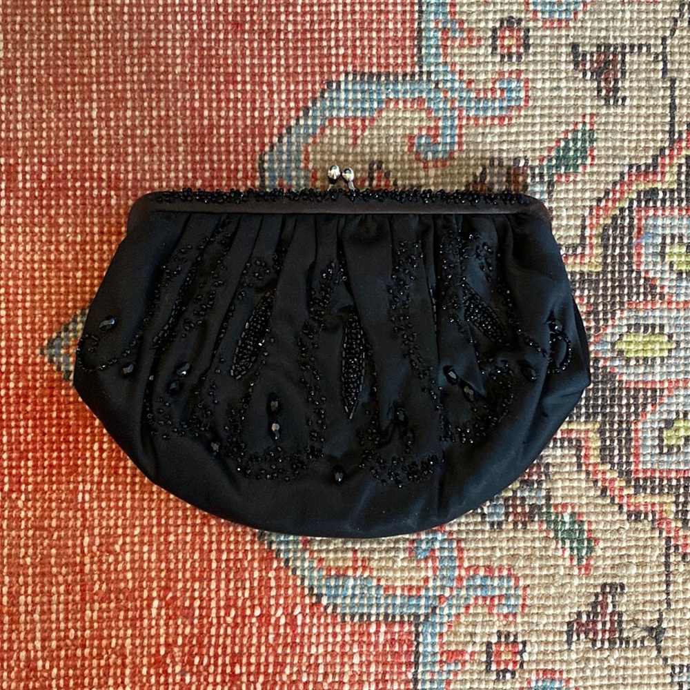 vintage magid hand-beaded clutch!